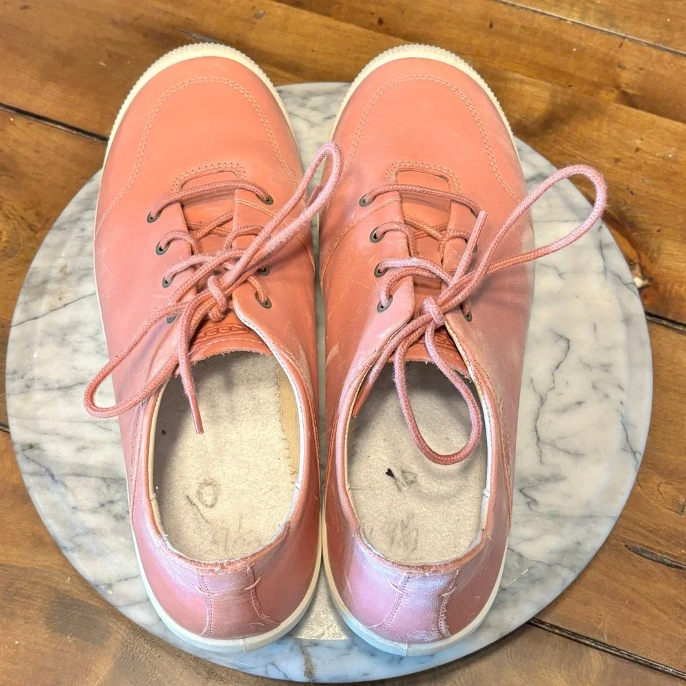 Keen‎ LORELEI II Sneakers Walking Shoes Brick Dust Pink Star White Leather Sz 10